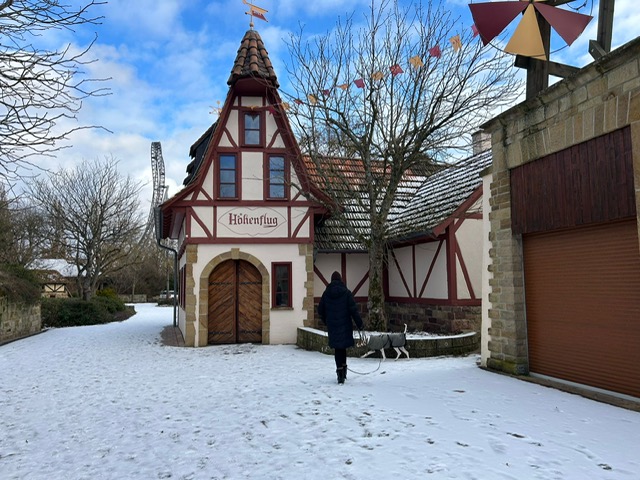 99B8310C-F348-425D-AA5B-CD229982A114